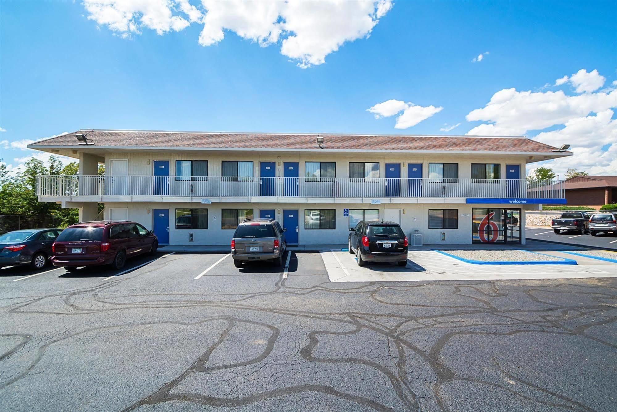 Motel 6-Pueblo, Co - I-25 Ngoại thất bức ảnh