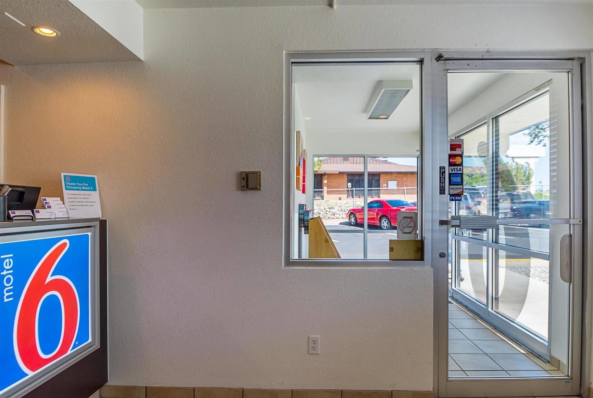 Motel 6-Pueblo, Co - I-25 Ngoại thất bức ảnh