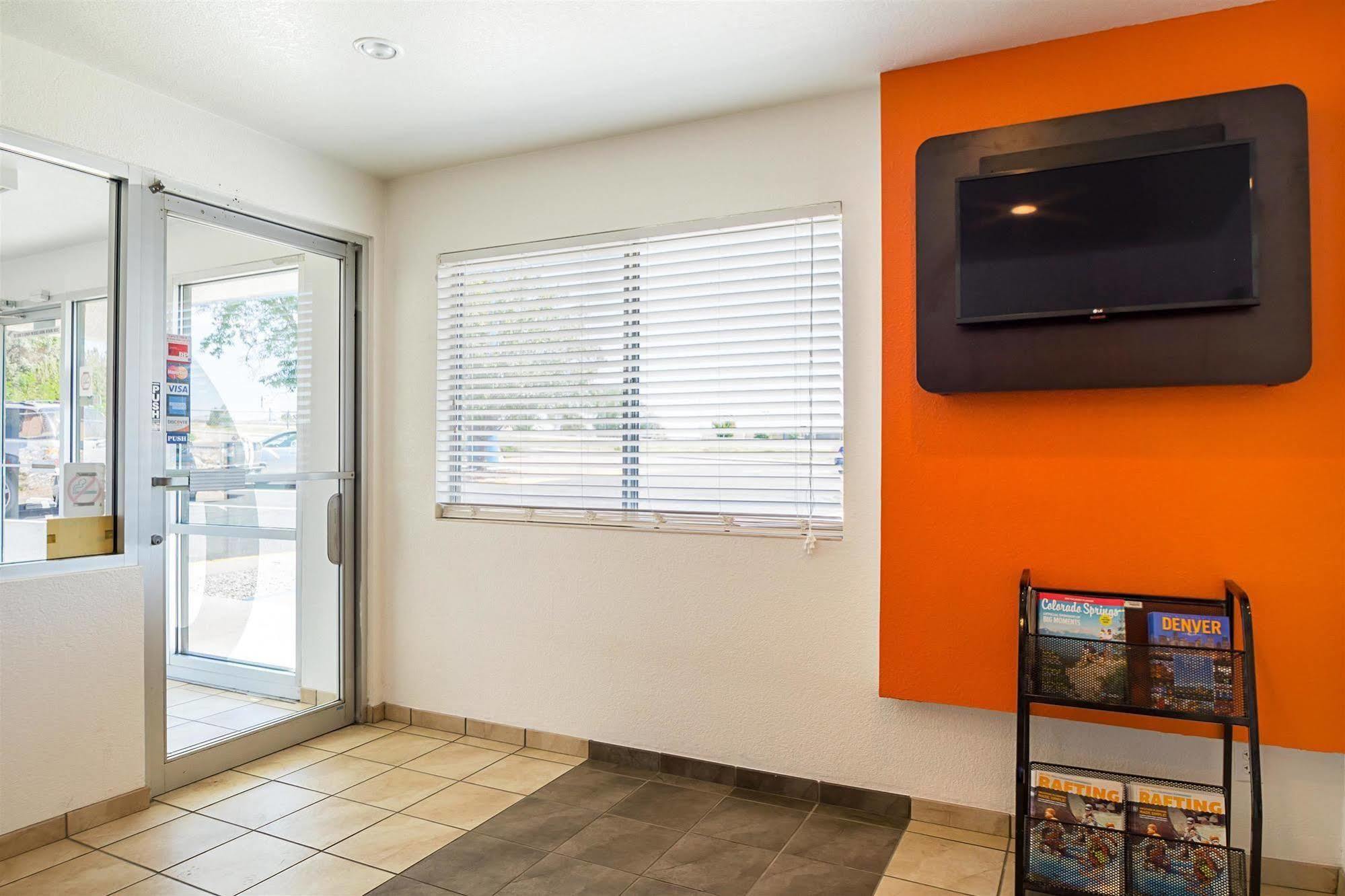 Motel 6-Pueblo, Co - I-25 Ngoại thất bức ảnh