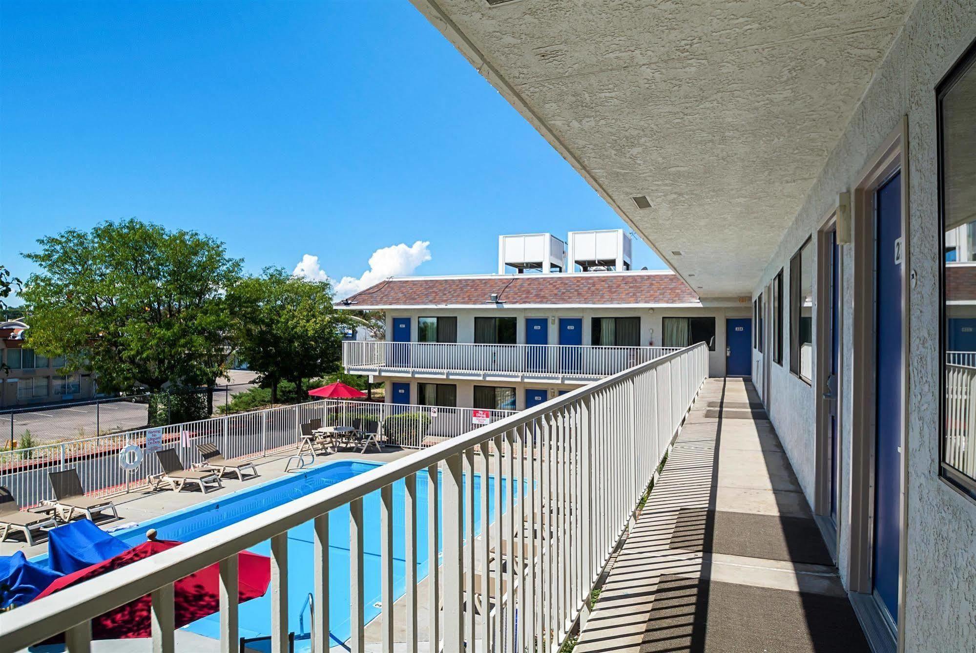 Motel 6-Pueblo, Co - I-25 Ngoại thất bức ảnh