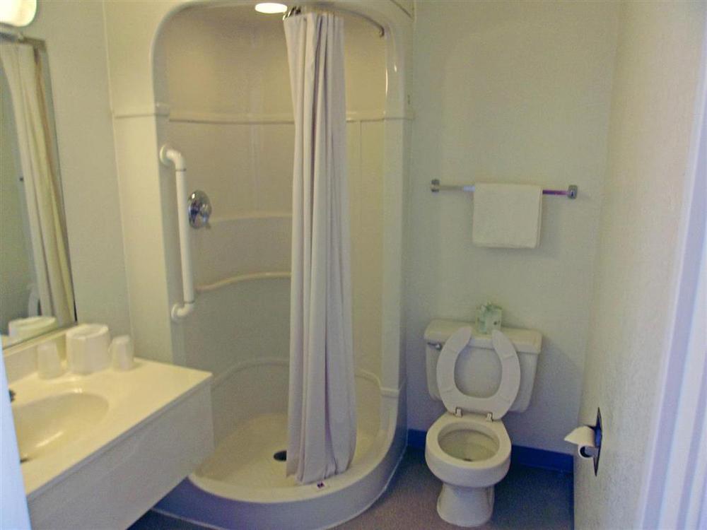 Motel 6-Pueblo, Co - I-25 Phòng bức ảnh