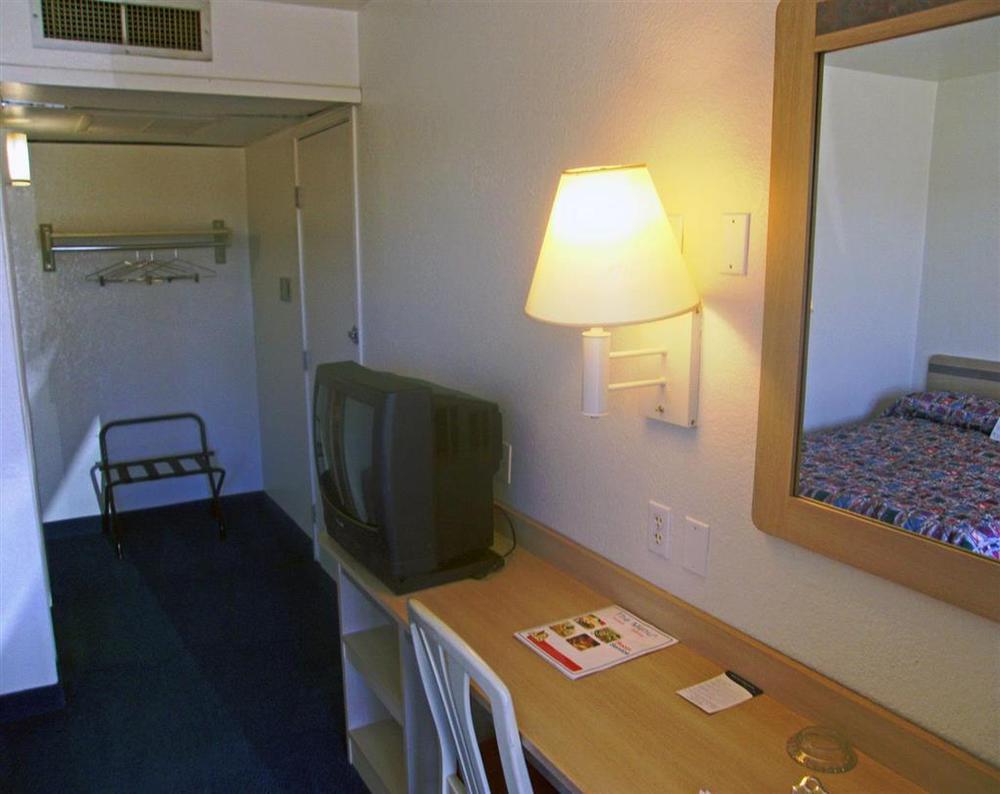 Motel 6-Pueblo, Co - I-25 Tiện nghi bức ảnh